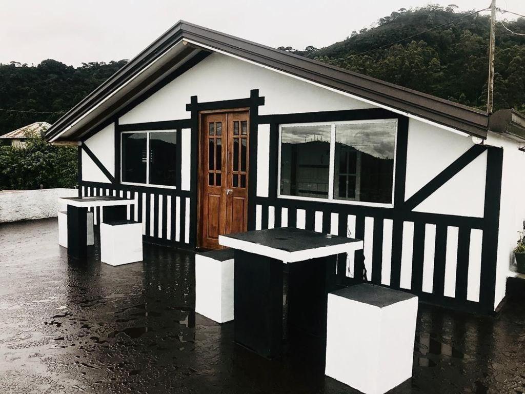 The Paulwood Home Cabin Nuwara Eliya Eksteriør billede